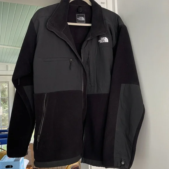 The North Face XL jacket - Picture 4 of 7